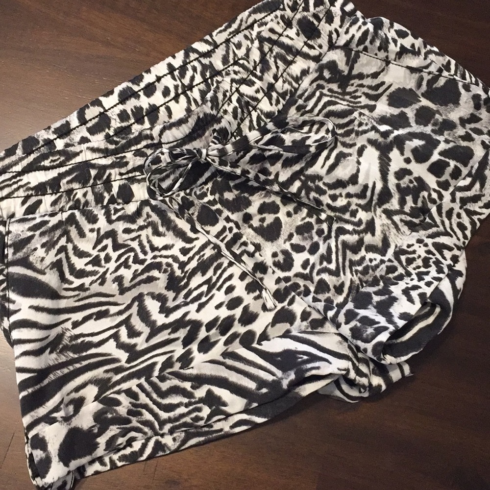 Guess Silky shorts